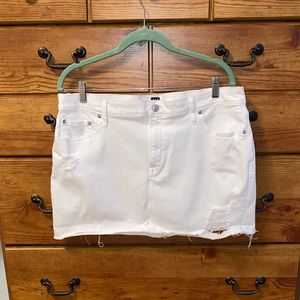 GAP White Jean Skirt